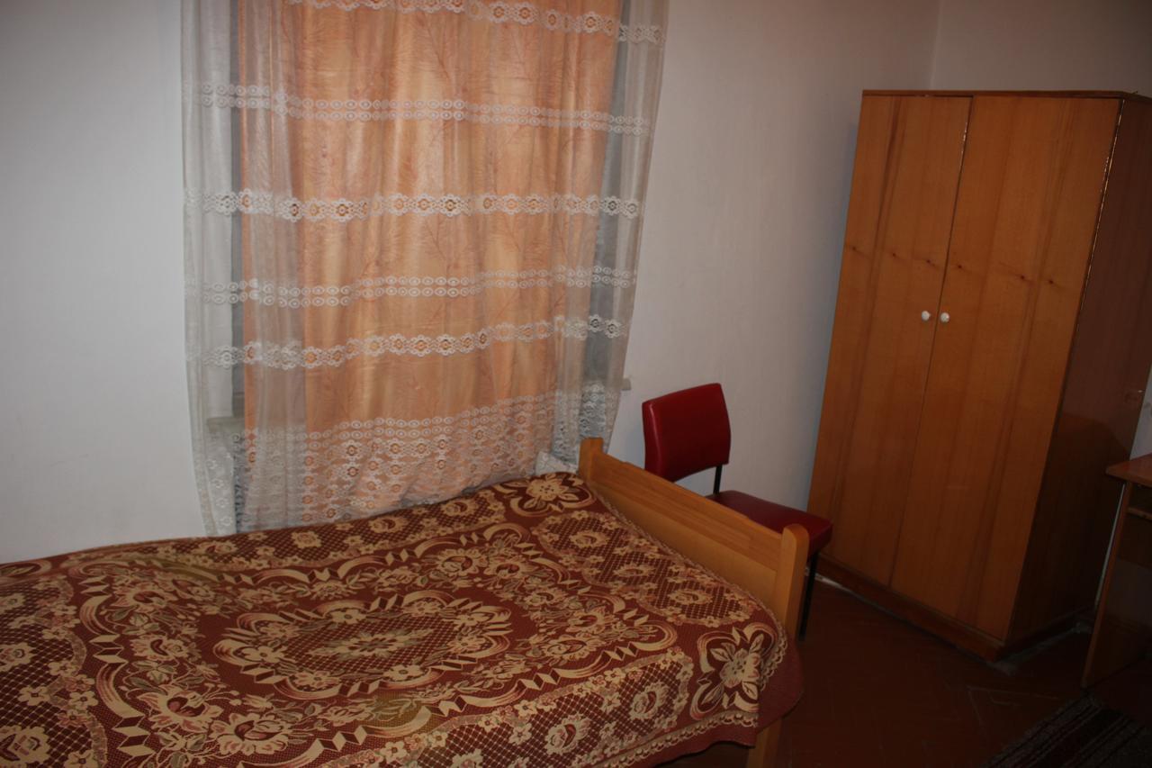 Firuza Hostel Borjomi Dış mekan fotoğraf