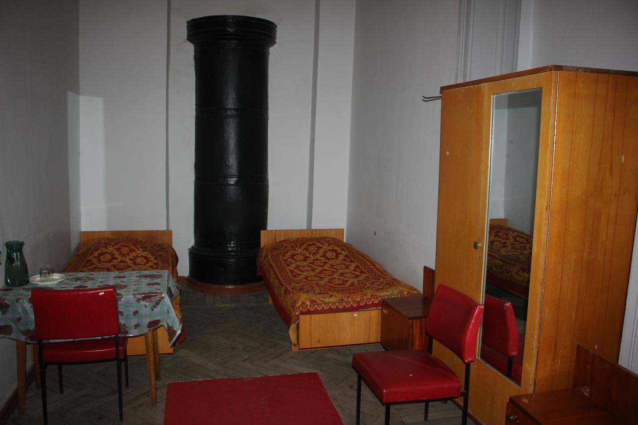 Firuza Hostel Borjomi Dış mekan fotoğraf